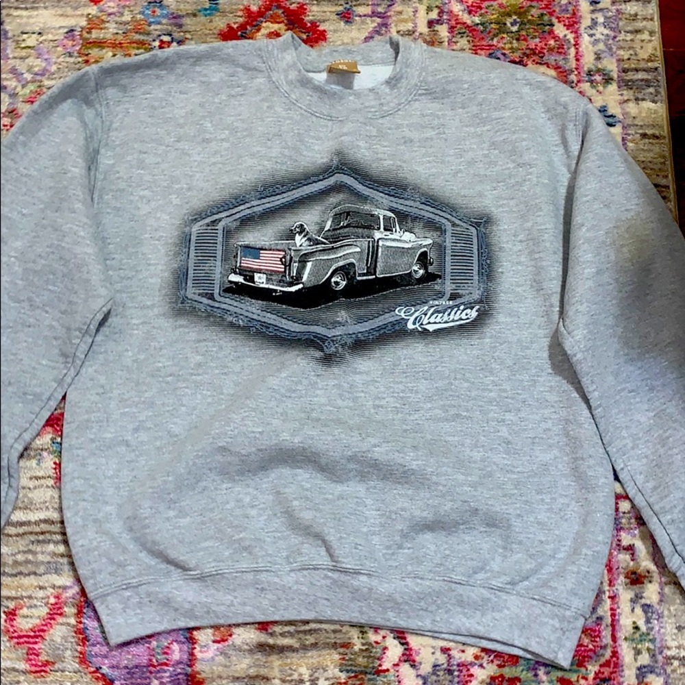 vintage classic gray crew neck